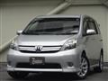 2013 Toyota Isis