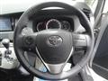 2013 Toyota Isis