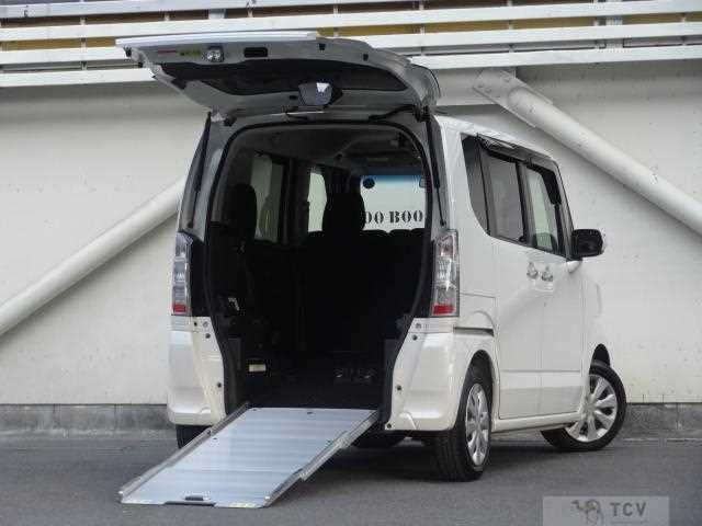 2017 Honda N BOX