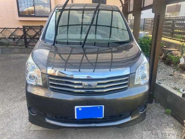 2014 Toyota Noah