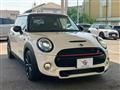 2017 BMW MINI