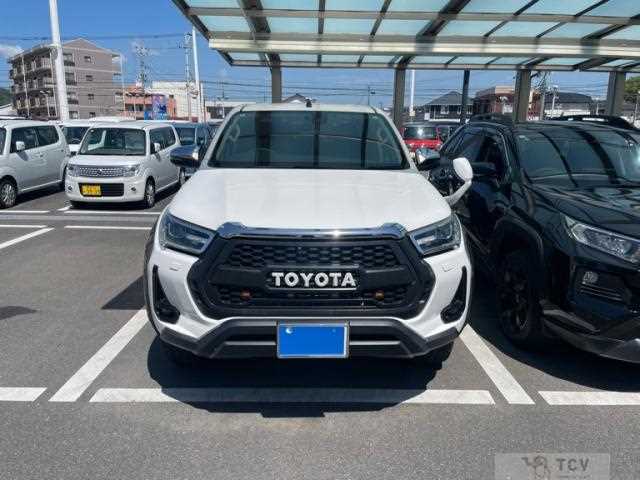 2023 Toyota Hilux
