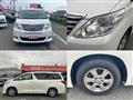 2012 Toyota Alphard G