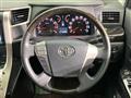 2013 Toyota Alphard G