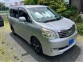 2010 Toyota Noah