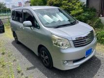 2010 Toyota Noah