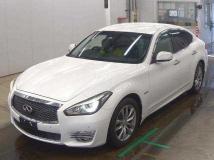 2015 Nissan Fuga
