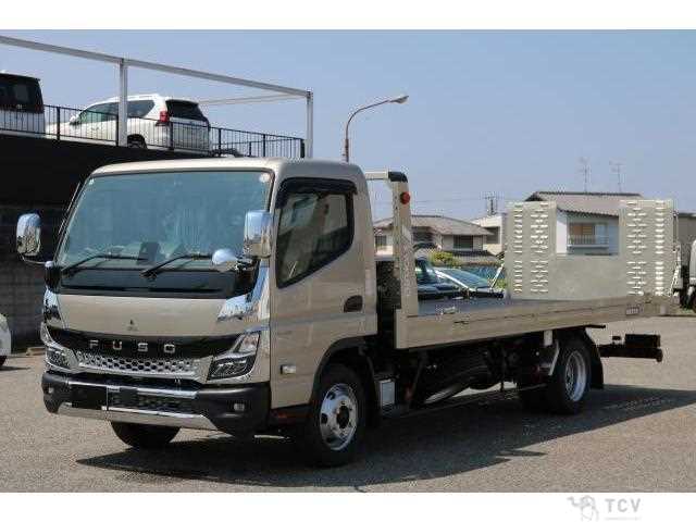 2025 Mitsubishi Fuso Canter