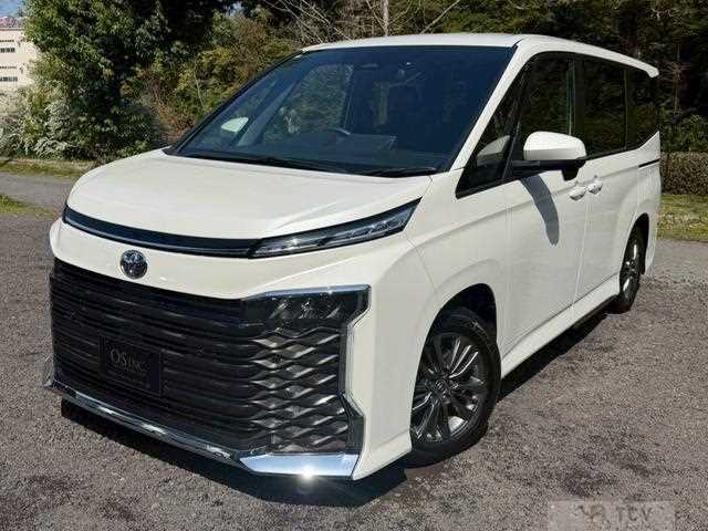 2024 Toyota Voxy