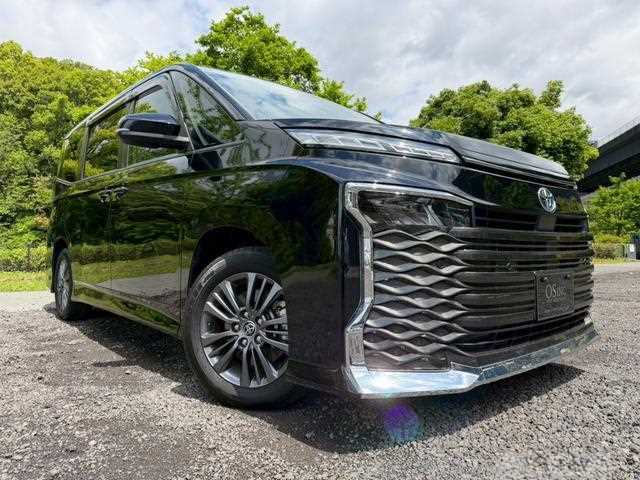 2023 Toyota Voxy