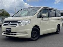 2013 Honda Step WGN