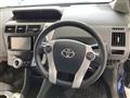 2013 Toyota PRIUS α
