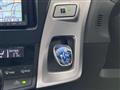 2013 Toyota PRIUS α