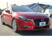 2018 Mazda Axela