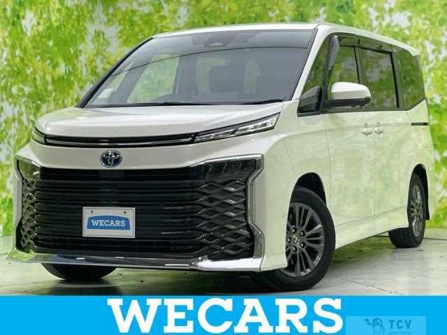 2022 Toyota Voxy