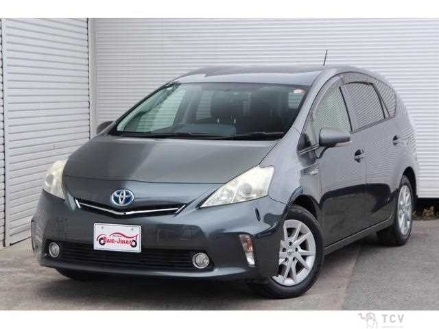 2013 Toyota PRIUS α