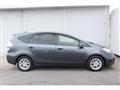 2013 Toyota PRIUS α
