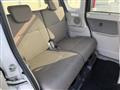 2017 Daihatsu Tanto