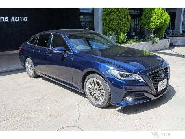 2020 Toyota Crown Hybrid