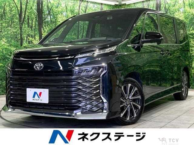 2022 Toyota Voxy