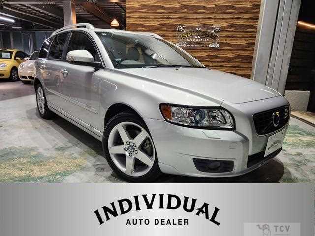 2011 Volvo V50