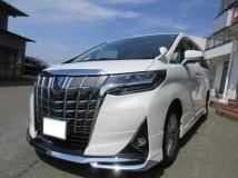 2023 Toyota Alphard Hybrid