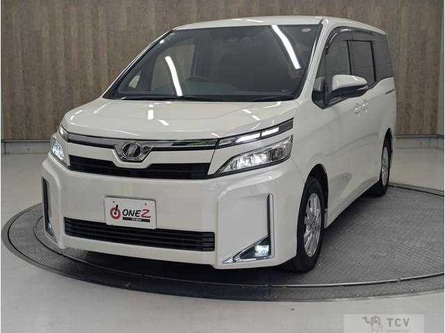 2017 Toyota Voxy