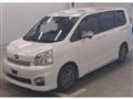 2013 Toyota Voxy