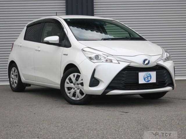2017 Toyota Vitz