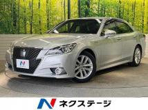 2013 Toyota Crown Hybrid