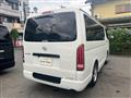 2006 Toyota Hiace Van