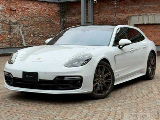 2020 Porsche Panamera