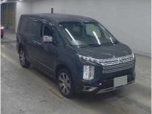 2022 Mitsubishi Delica D5