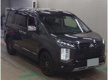 2023 Mitsubishi Delica D5