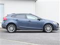 2017 Volvo V40