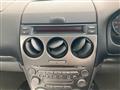 2003 Mazda Atenza