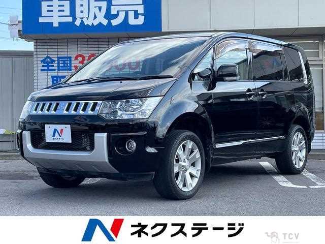 2017 Mitsubishi Delica D5