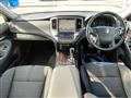 2017 Toyota Crown Hybrid