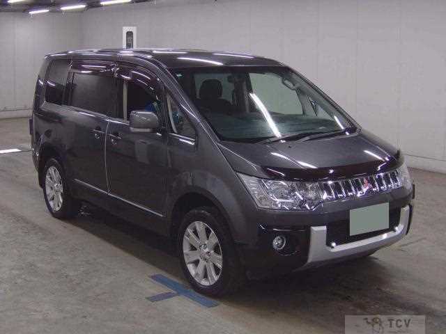 2014 Mitsubishi Delica D5