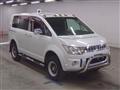 2007 Mitsubishi Delica D5