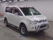 2007 Mitsubishi Delica D5