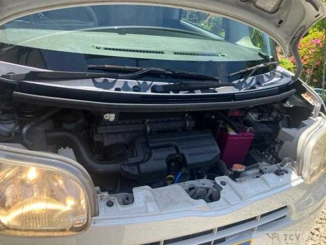 2012 Daihatsu Tanto
