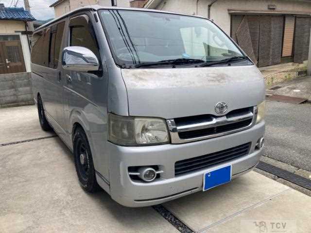 2004 Toyota Hiace Van
