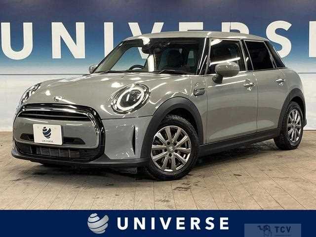 2022 BMW MINI