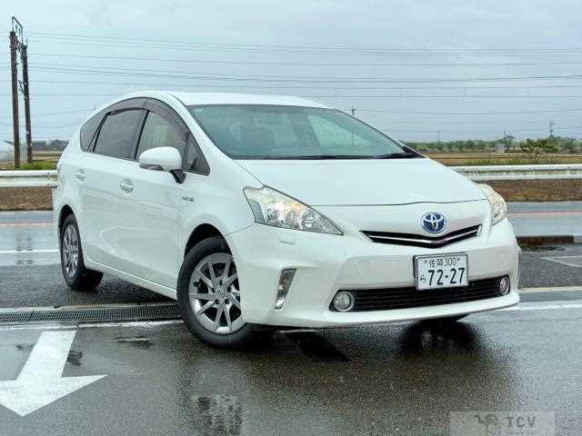 2014 Toyota PRIUS α