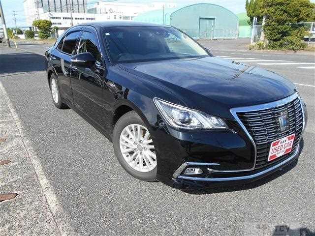 2016 Toyota Crown
