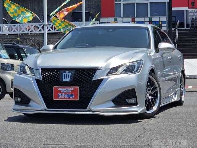 2016 Toyota Crown