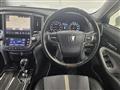 2016 Toyota Crown