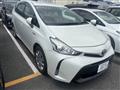 2015 Toyota PRIUS α