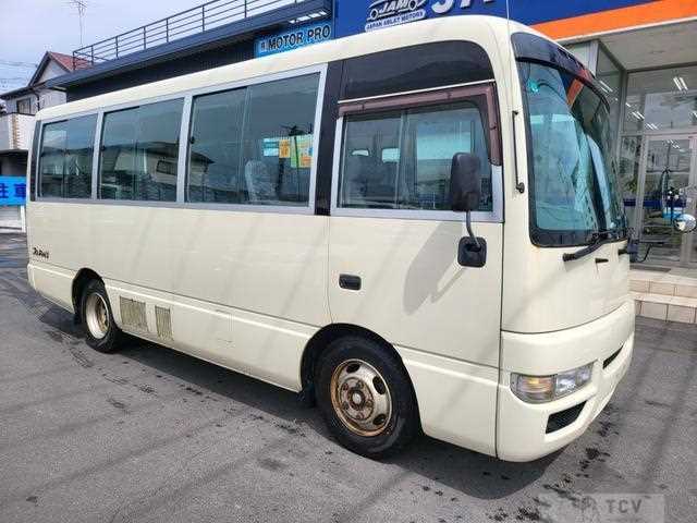 2005 Isuzu Journey Bus